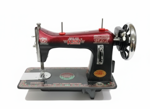 RMI DELUXE MODEL SEWING MACHINE